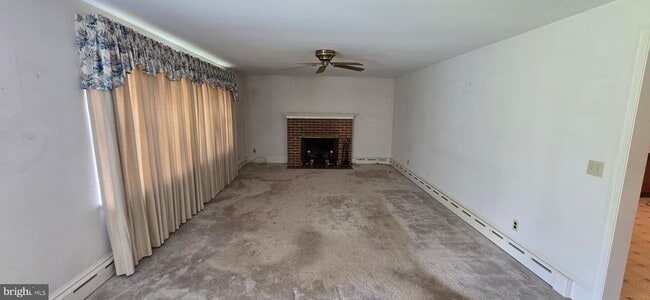 Building Photo - 604 Morwood Rd