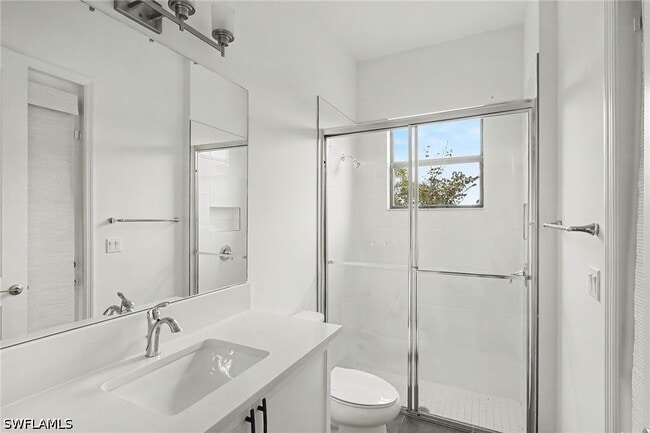 Building Photo - 12762 Woodbury Dr