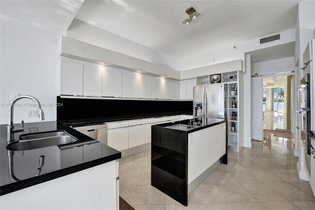 Building Photo - 3801 NE 207th St