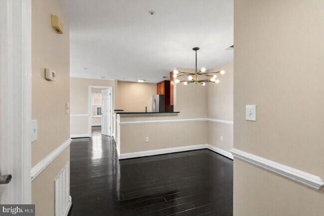 Building Photo - 1031 Gardenview Loop