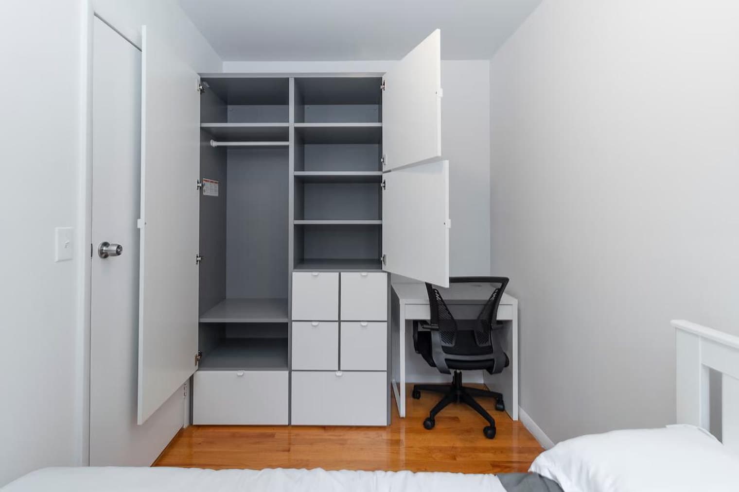 Building Photo - 317 E 93rd St