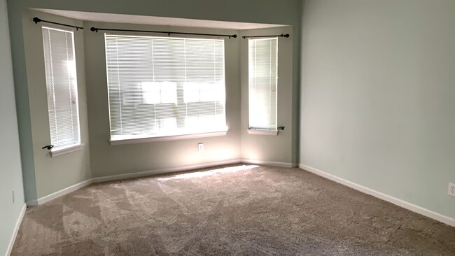Building Photo - 3-Bedroom, 2-Baths located in desirable Ar...