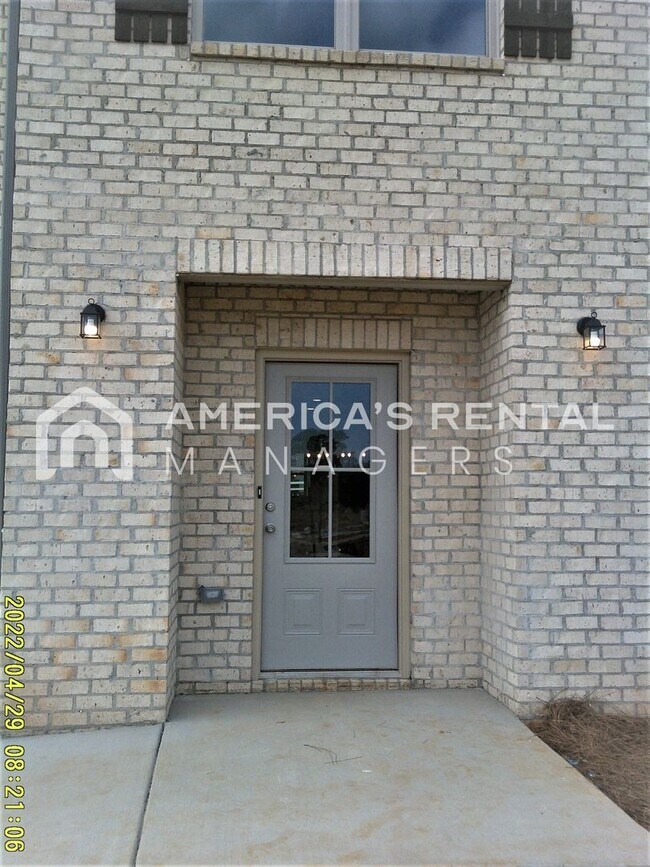 Building Photo - Spacious Home for Rent in Meridianville, AL... Available to View Now!!!