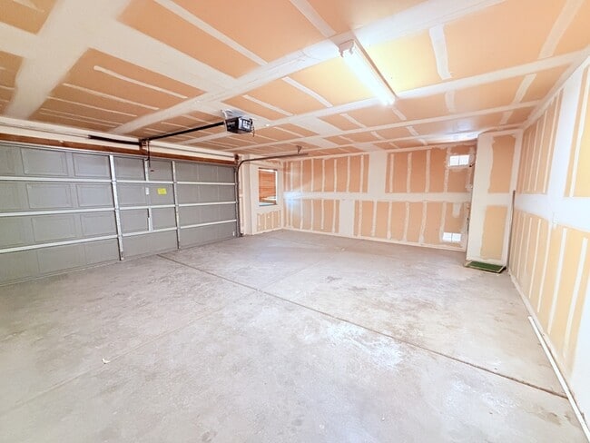Building Photo - 11793 W Barley Dr