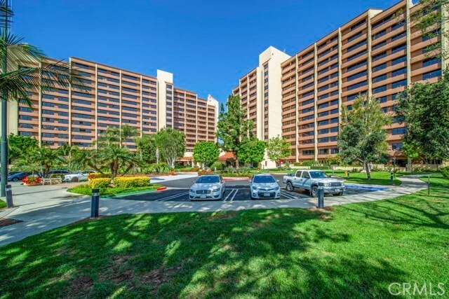 Primary Photo - 24055 Paseo Del Lago