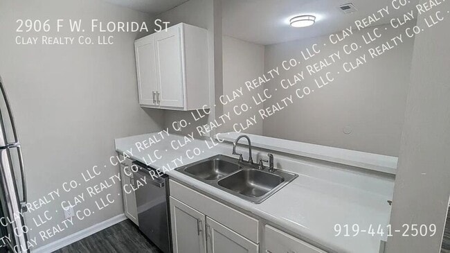 Building Photo - 2906 F W. Florida St-