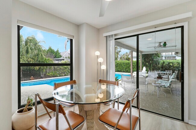 Building Photo - 85 Hickory Hill Rd