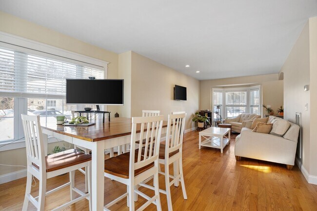 Building Photo - 90 Turtle Brook Rd