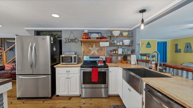 Building Photo - 316 Jacobs Creek Park Rd