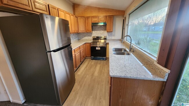 Building Photo - 1319 Court R