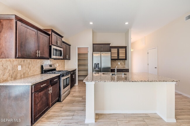 Building Photo - 1040 Indigo Sky St