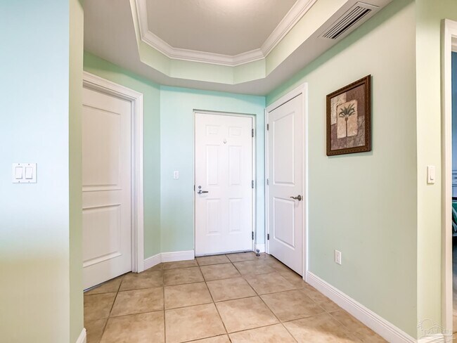 Building Photo - 645 Lost Key Dr