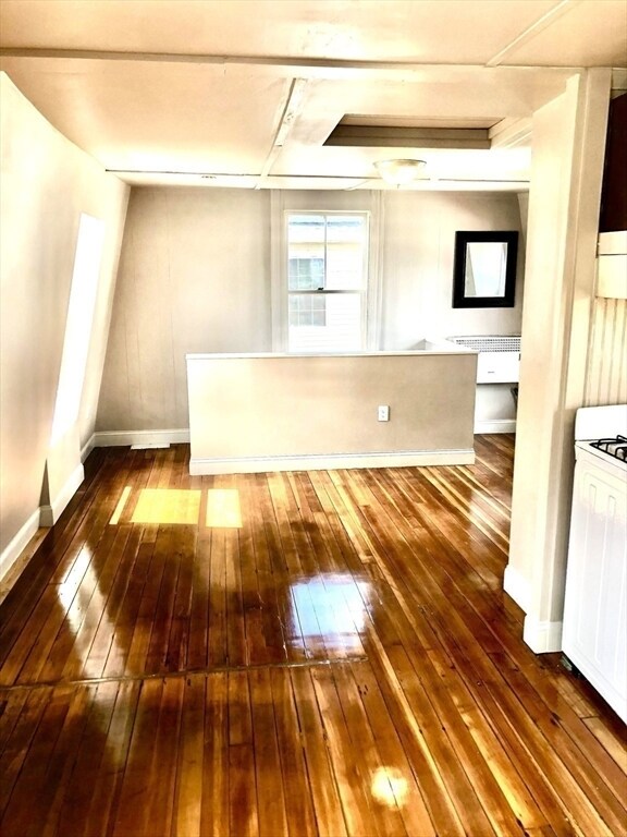 Building Photo - 843 Shore 0