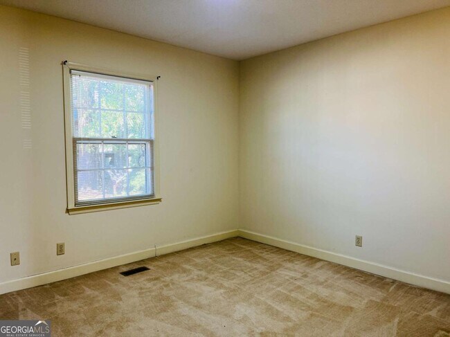 Building Photo - 207 Harwell Ave