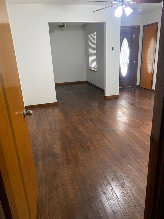 Building Photo - 10206 Oboe Dr