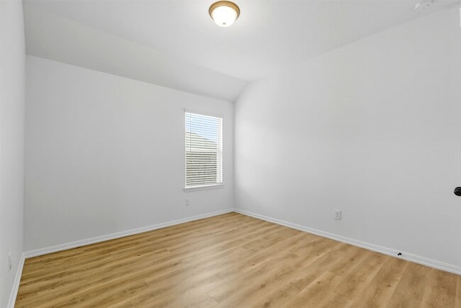 Building Photo - 15842 Formaston Forest Dr