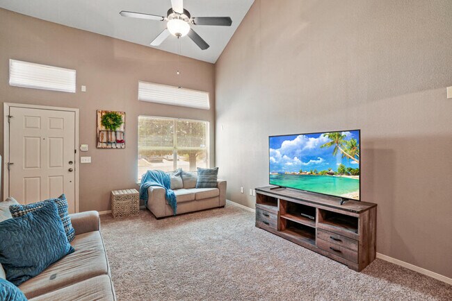 Building Photo - 5905 Redstone Mesa Ct