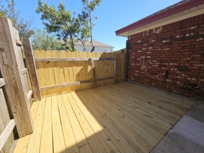 Deck - 4005 Pilgram Dr