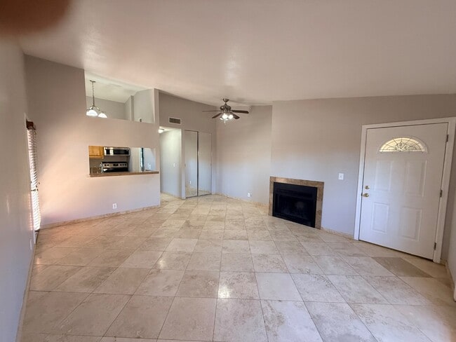 Building Photo - 14203 N 19th Ave