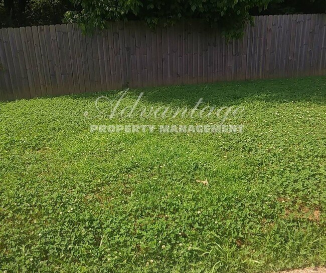 Building Photo - Charming newly renovated Home in Cordova, TN