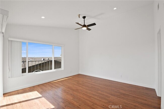 Building Photo - 2175 Pacific Ave