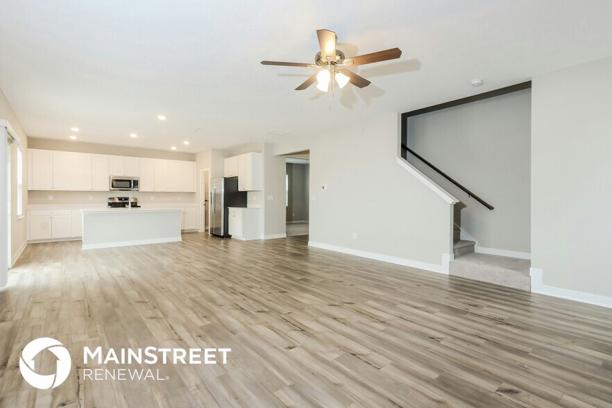 Building Photo - 9215 Larson Dr