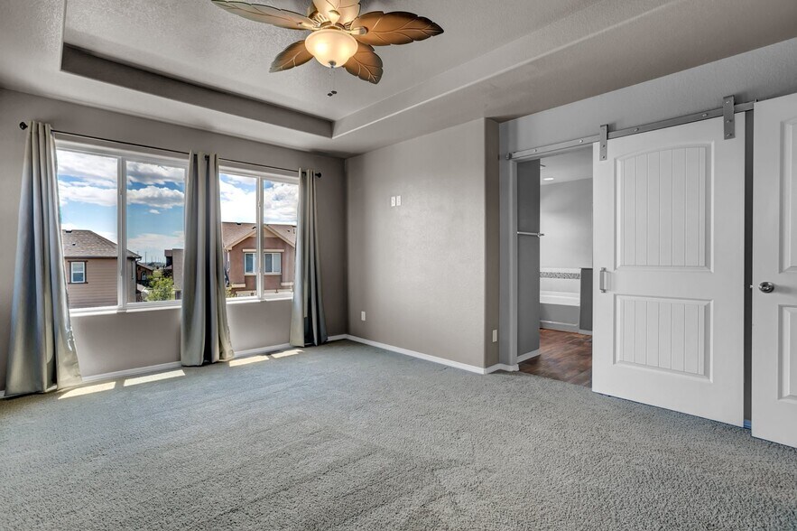 primary bedroom - 7272 Jagged Rock Cir