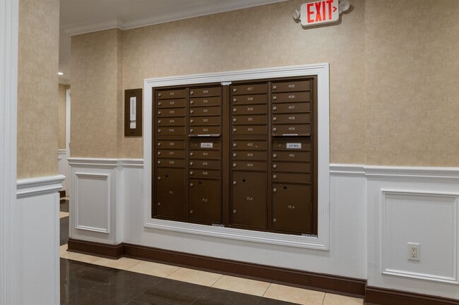 Building Photo - 316 51st St