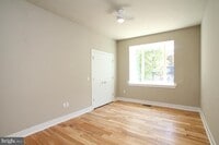 Building Photo - 2701 W Girard Ave
