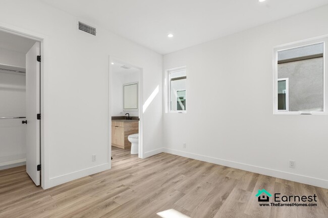 Building Photo - 3 + 3.5 Modern Mar Vista Gem with Rooftop ...