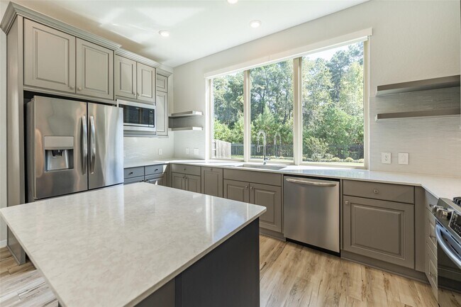 Building Photo - 2123 Rosewood Pnes Ln