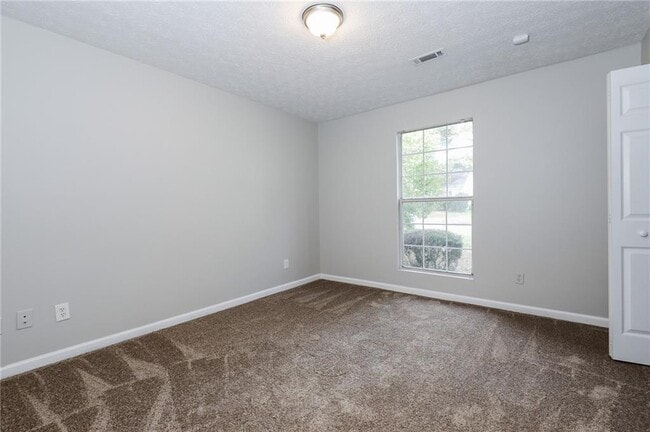 Building Photo - 9402 Highland Ridge