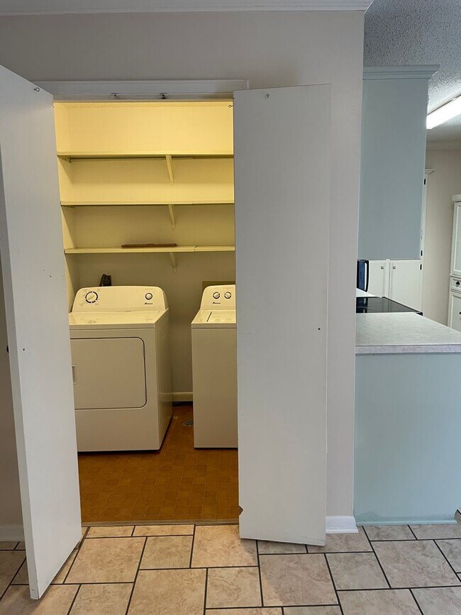 Building Photo - Available Now! Charming 2-Bedroom, 2-bath Landon Branch Townhome with Private Courtyard and Prime...