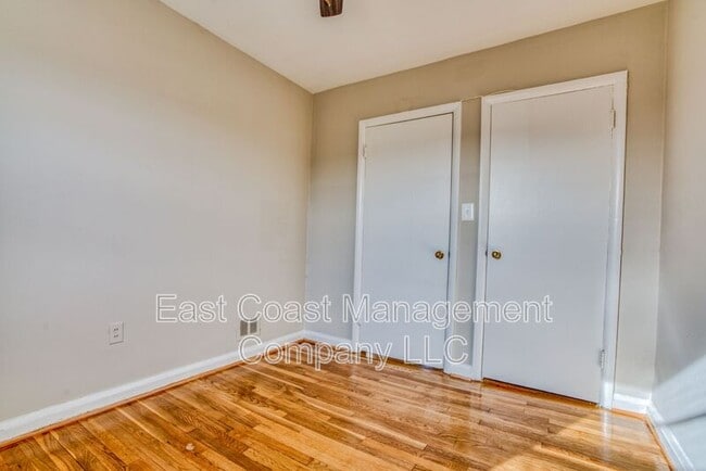 Building Photo - 6149 Dunroming Rd