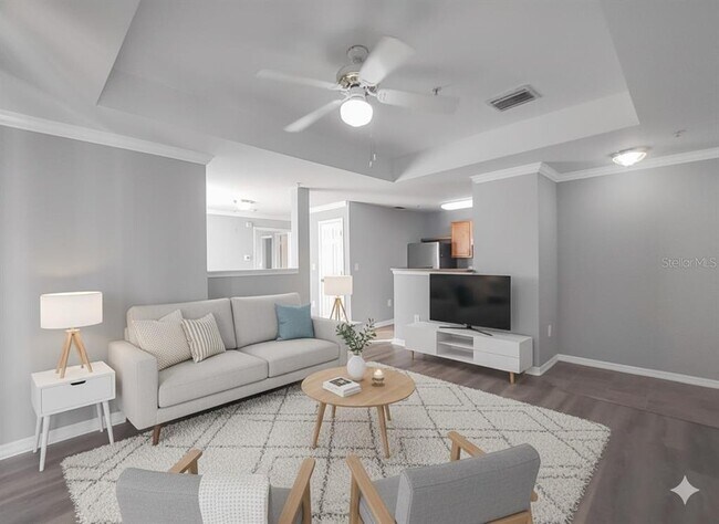 Building Photo - 3700 Castle Pines Ln