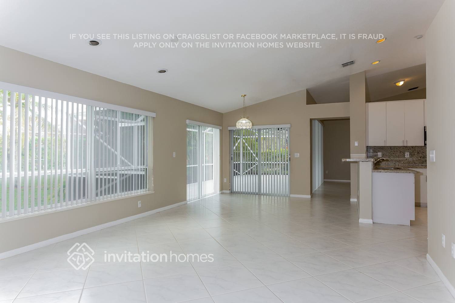 Building Photo - 9296 Lake Serena Dr