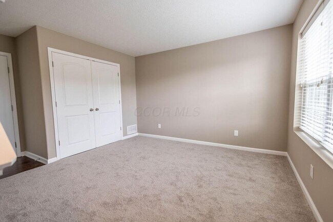 Building Photo - 5750 Hayden Run Blvd