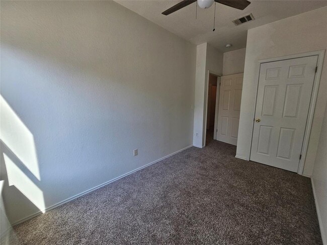 Building Photo - 304 Windridge Village Cove