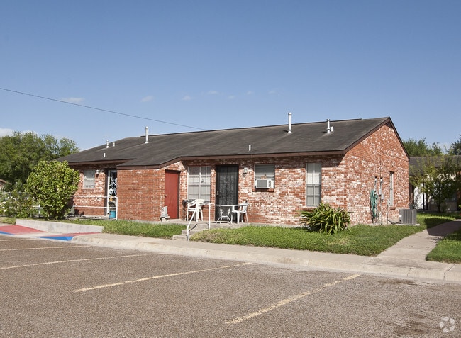 504 N 9th St. - Alamo Village Apartments