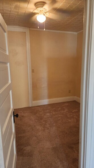 Building Photo - 325 State St