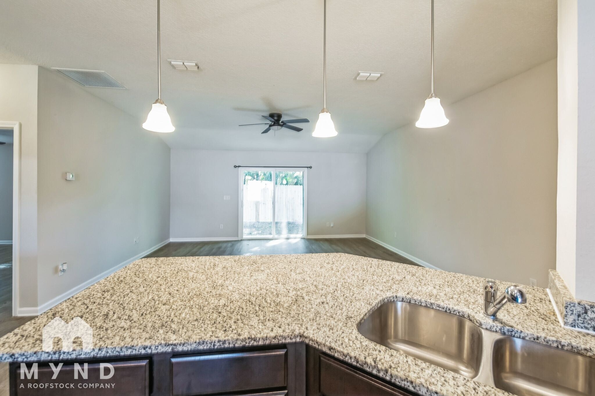 Building Photo - 643 Locust St