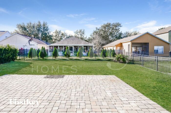 Building Photo - 6173 Skylarkcrest Dr