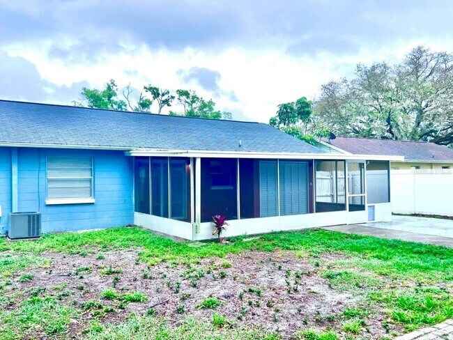 Building Photo - 3409 Vorden St