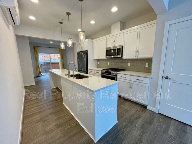 Building Photo - 10938 NE 189th St