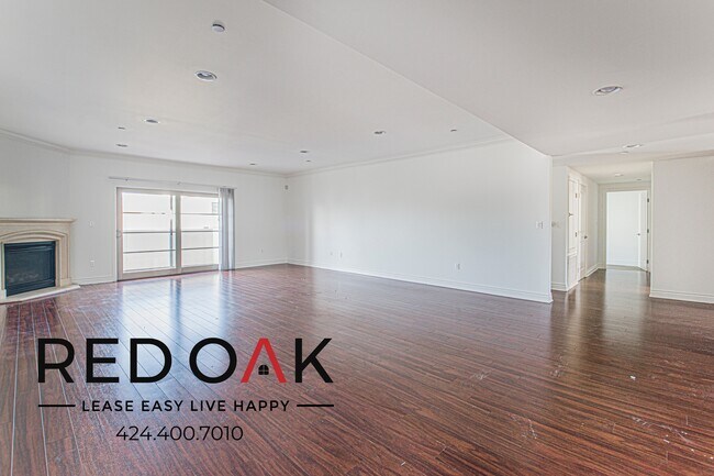 Building Photo - 11848 Kiowa Ave