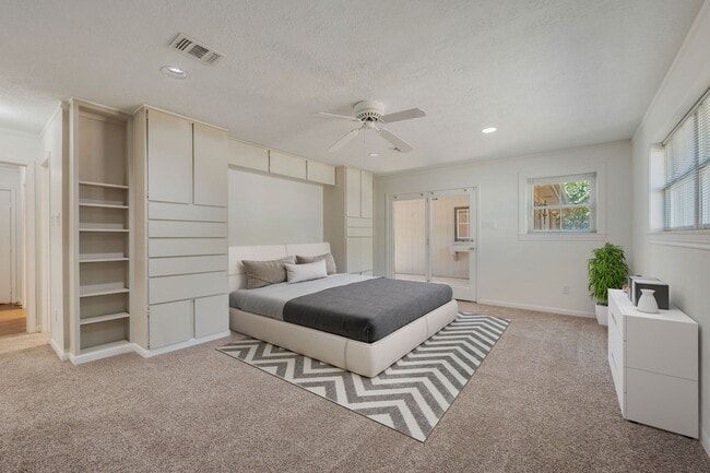 Building Photo - 3802 Sunnybrook Ln