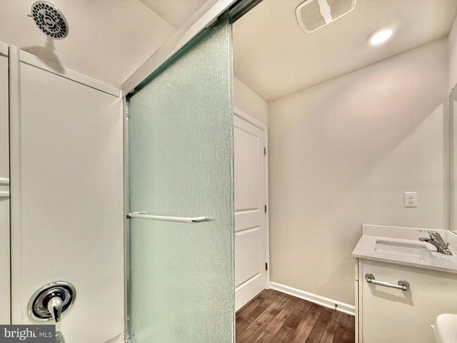 Building Photo - 200 Mazzeo Dr