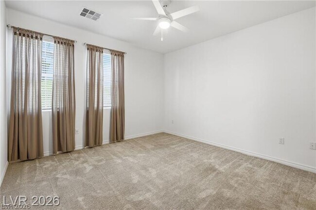 Building Photo - 2555 Hampton Rd
