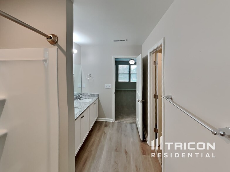 Building Photo - 4623 Sweet Bulb Ln