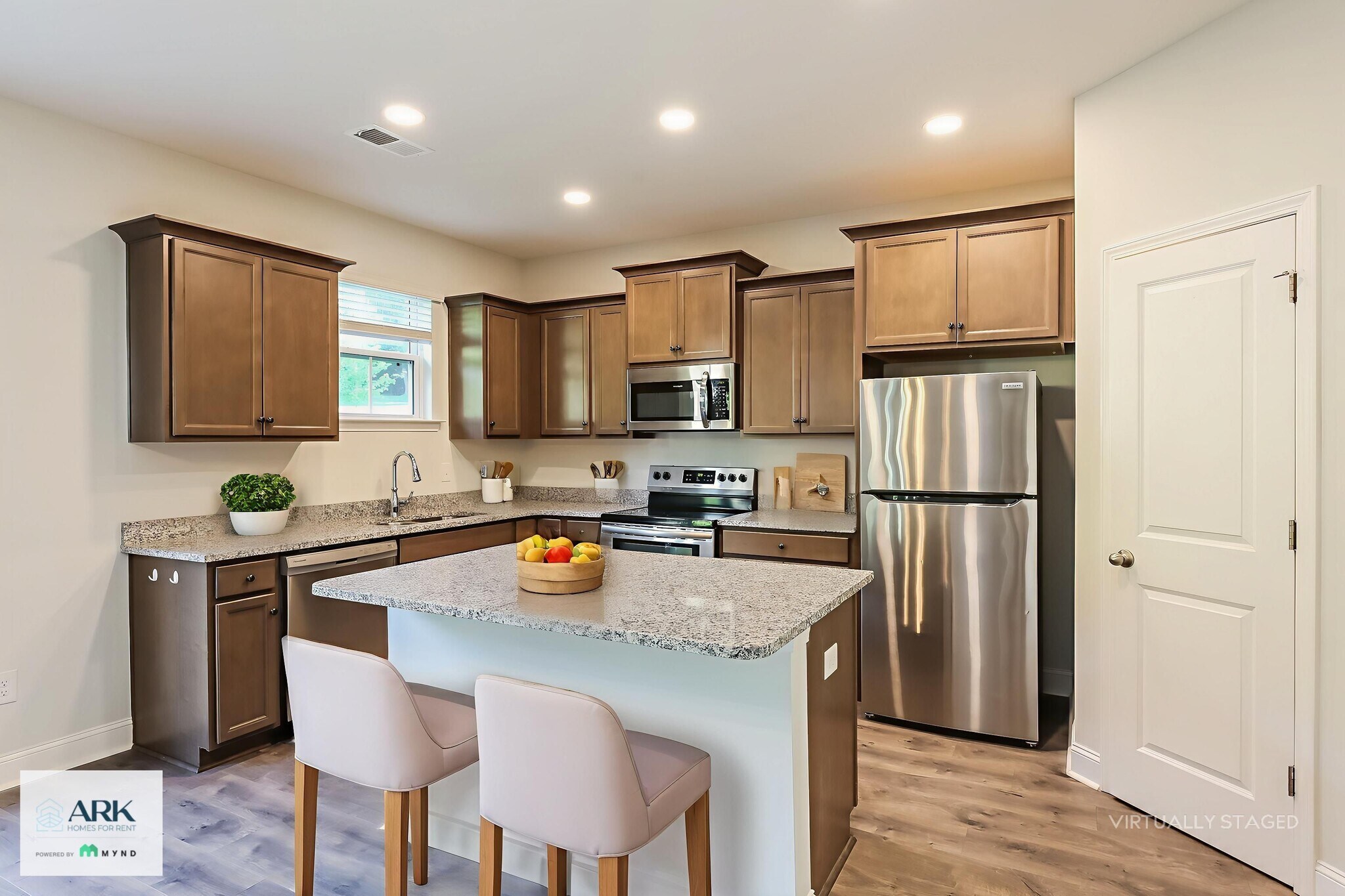 Building Photo - 201 Bosa Ln
